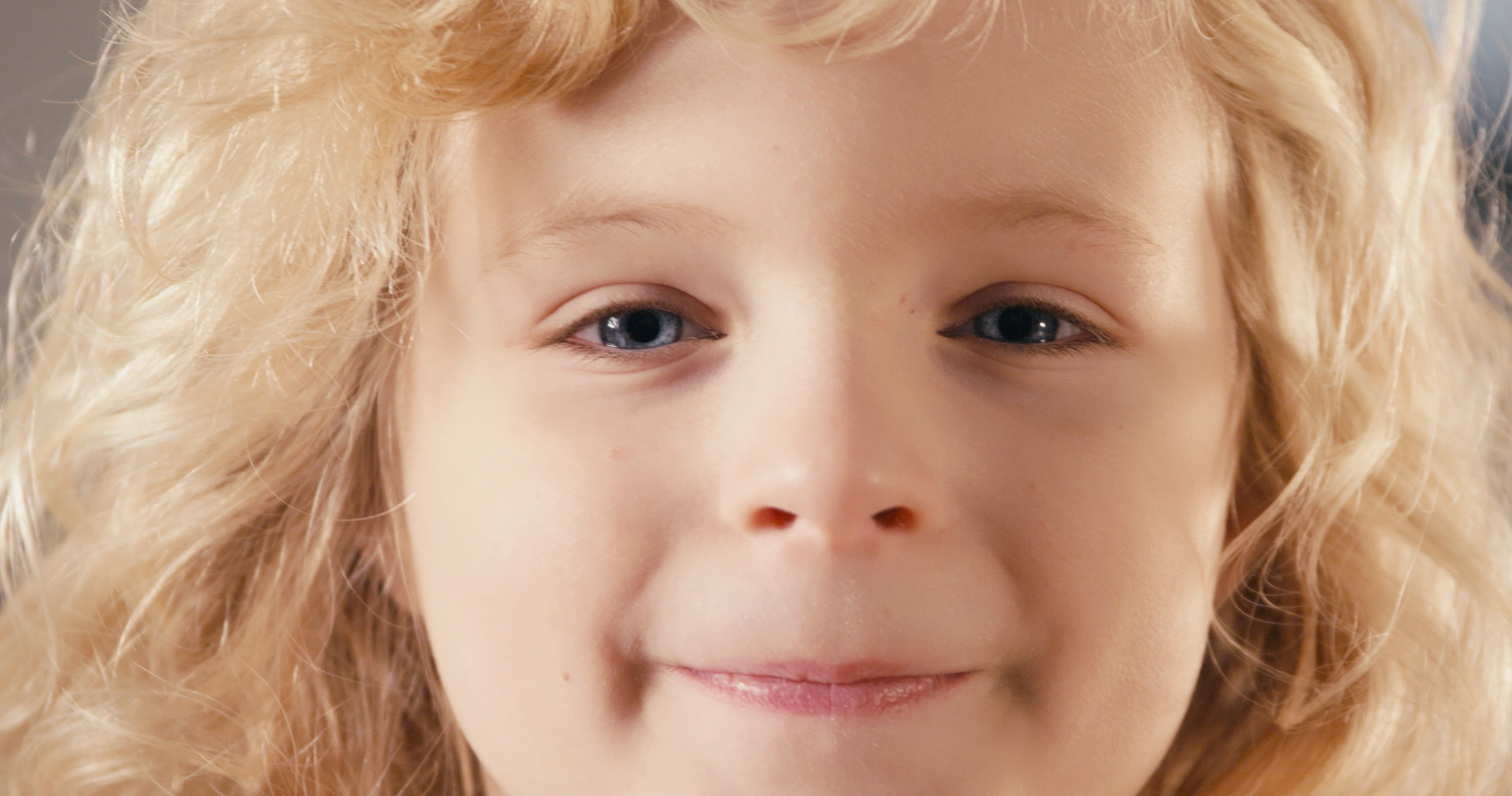 Tork — gros plan sur le visage d’une enfant